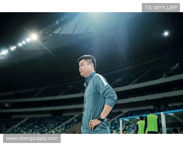 于根伟展望球员争奖 巴顿伤病复发行新忧